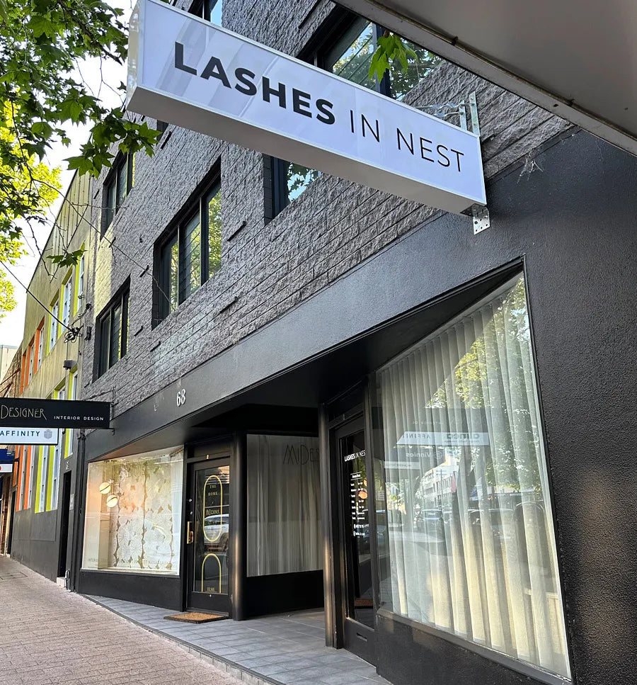 Professional lash removal in Crows Nest Sydney at Lashes in Nest